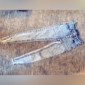 Size 0/23, ladies jeans by Indigo Rain
